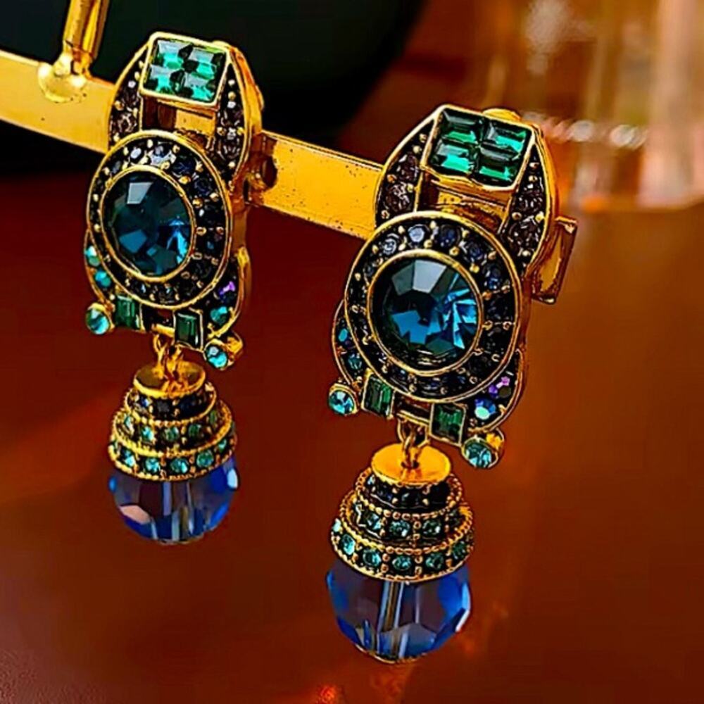 Vintage Gold Multicolor Stone Clip On Earrings - Picture 6 of 6